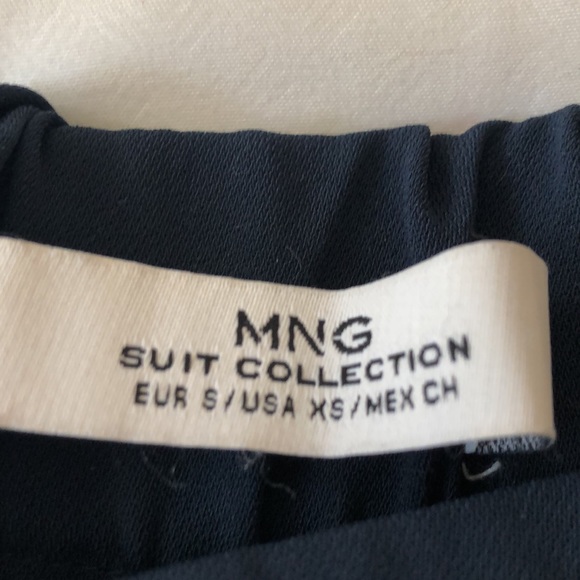 MNG Pleated Front Shorts - Picture 2 of 3